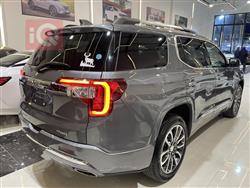 GMC Acadia